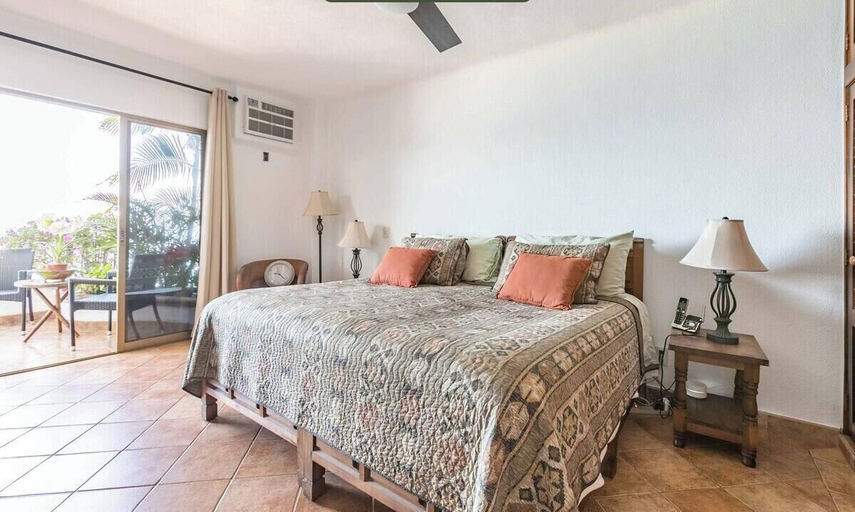 Room 3, Ocean view 2Br Condo-Balcony-Beach-Pool - 610, Puerto Vallarta