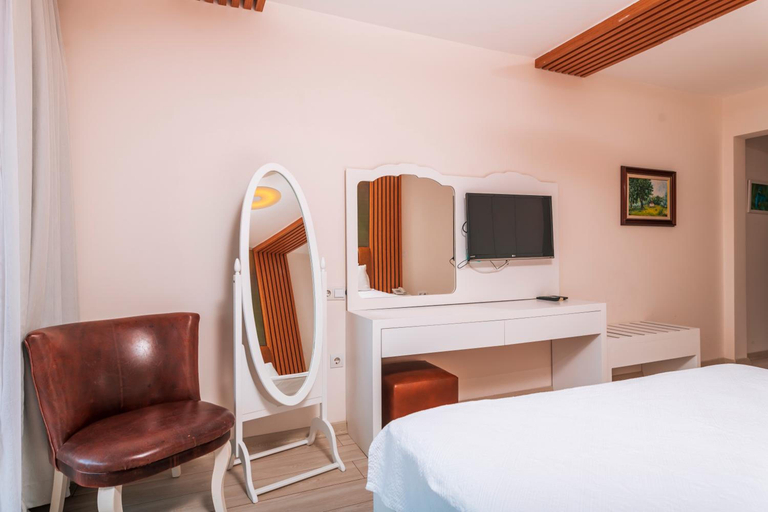 Bedroom 2, Yalıçapkını Boutique Hotel - Boutique Class, Milas