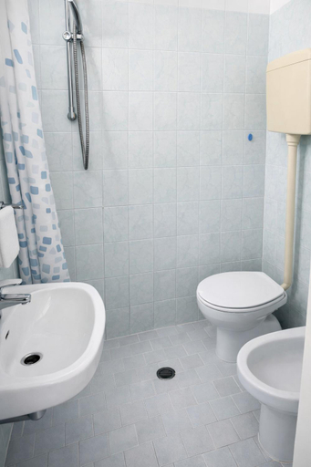 Bathroom 3, Hotel Feldberg, Rimini