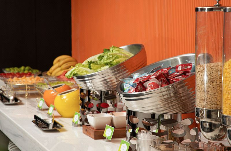 Food & Drinks 4, ハンプトンbyヒルトンホテル (), Hangzhou