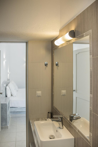 Bathroom 5, Villa Galinia, South Aegean