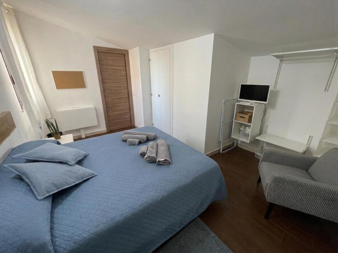 Bedroom 2, Grazia Vecchia 38, Trapani