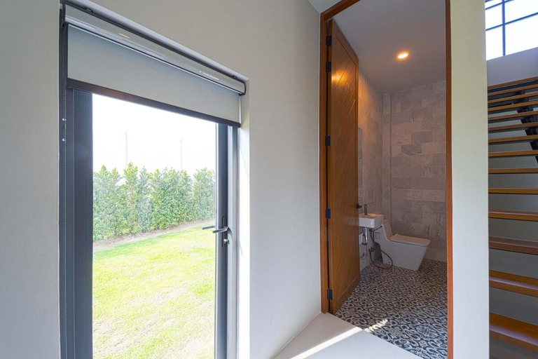Bathroom 2, Luxury 5 Bedroom Pool Villa KH-C2, Hua Hin