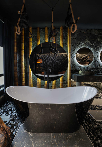 Bathroom 2, KADOR HOME HOTEL downtown, Holosiïvs'kyi
