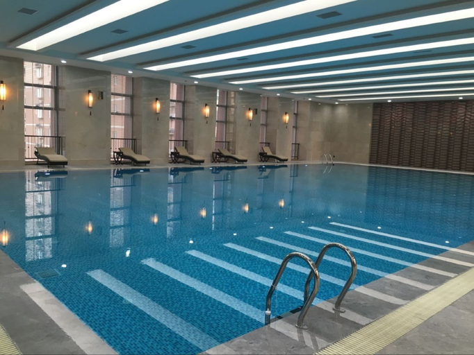Pool, New Century Grand Hotel Xian, Xi'an