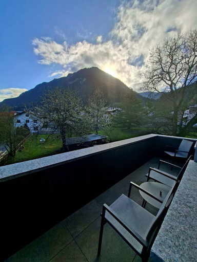 Others 2, Alpenchalet S´Andalr, Landeck
