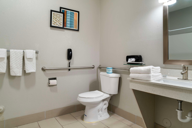 Bathroom 5, Best Western Clare Hotel, Clare