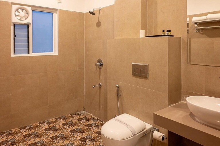 Bathroom 3, The Royal Courtyard, Udaipur