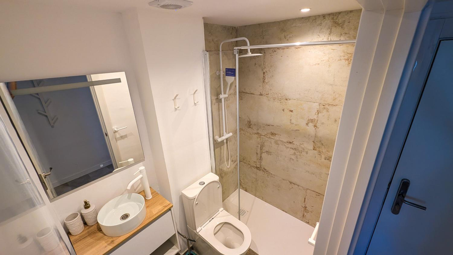 Bathroom 5, Hotel Amena Mar, Baleares