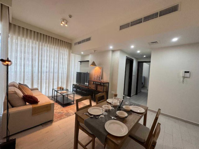 Others 5, Premier 2-bedroom Lifeline apartment with free Parking, Abu Dhabi City