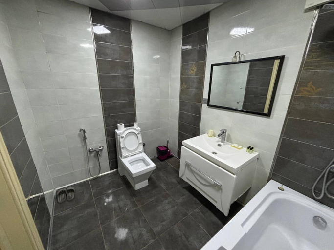 Bathroom 3, Sahil apart, Baku