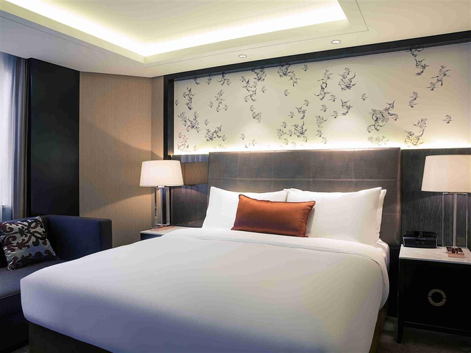 Bedroom 3, Beijing Oriental Mingyue Hotel, Beijing