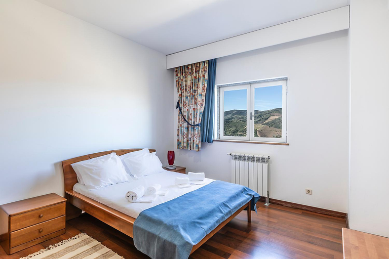 Bedroom 2, HI Foz Coa - Pousada de Juventude, Vila Nova de Foz Côa