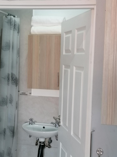 Bathroom 5, Serenity Airb&b Protea Glen, City of Johannesburg