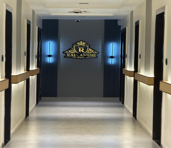 Lobby 4, Hotel Rajvanshi Inn, Ahmadabad