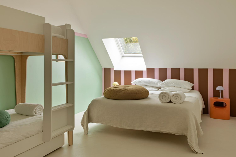 Bedroom 3, Villa Albertine, 4 chambres en plein cœur de Barbizon proche lisiere de Foret, Seine-et-Marne