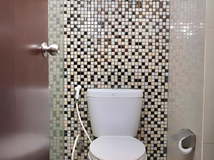 bathroom 9