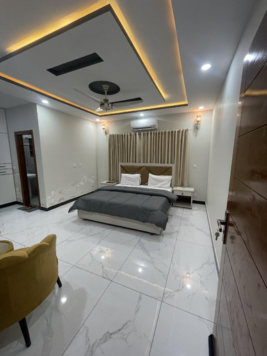 Bedroom 2, The Crown Guest House , Islamabad
