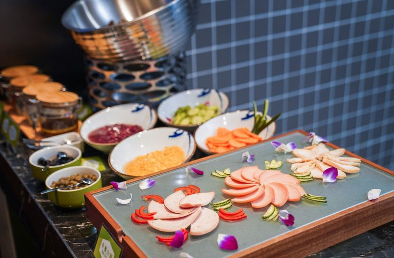 Food & Drinks 4, Hampton by Hilton Lianyungang Haibin, Lianyungang