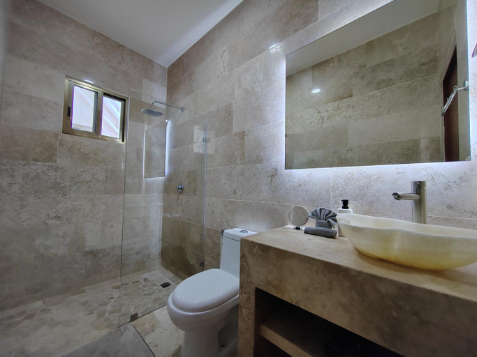Bathroom 2, NEW! Elegant & wonderful studios in excellent area By Yeah, Cozumel