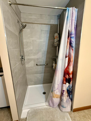 Bathroom 2, The Suite at Liberty Woods, Hampshire