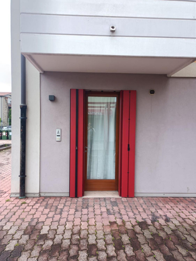 Others 5, Padova apartment Enrico, Padua