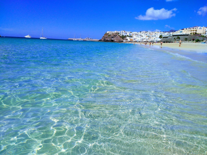 Others 4, Apartment near the beach, big terrace with nice sea views, wifi and parking, Las Palmas