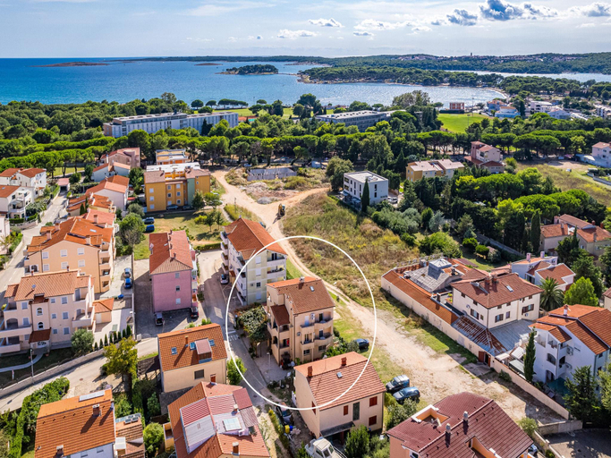 5, Apartment near Pula with Sea View Balcony, Medulin