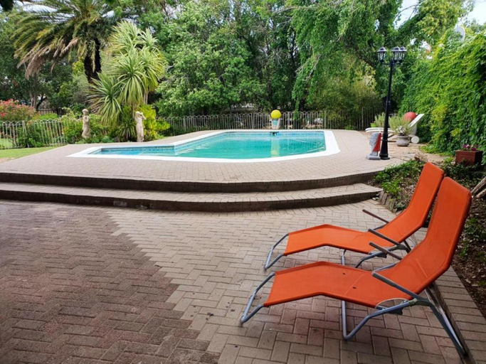 Sport & Beauty 2, Che La Moir Guesthouse, Mangaung