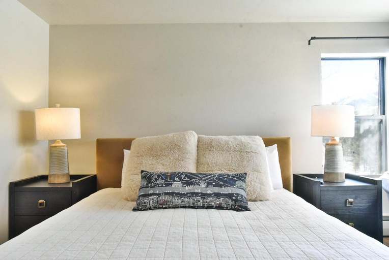 Bedroom 3, River Mountain Lodge, Summit