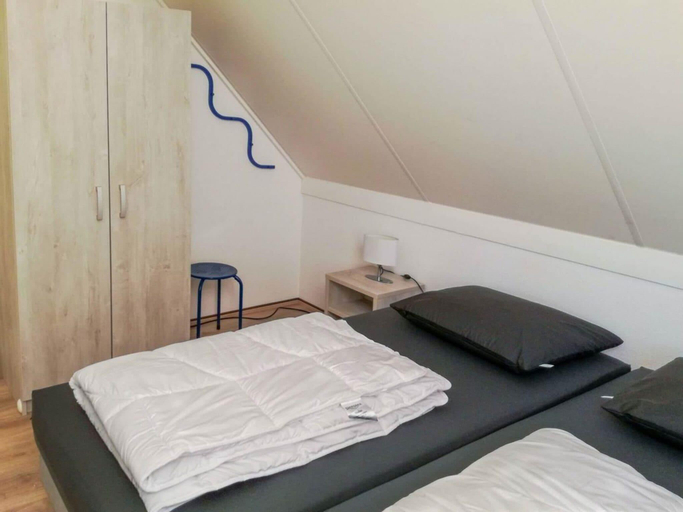 Bedroom 2, Bungalow in Breskens near Waterfront Beach, Sluis