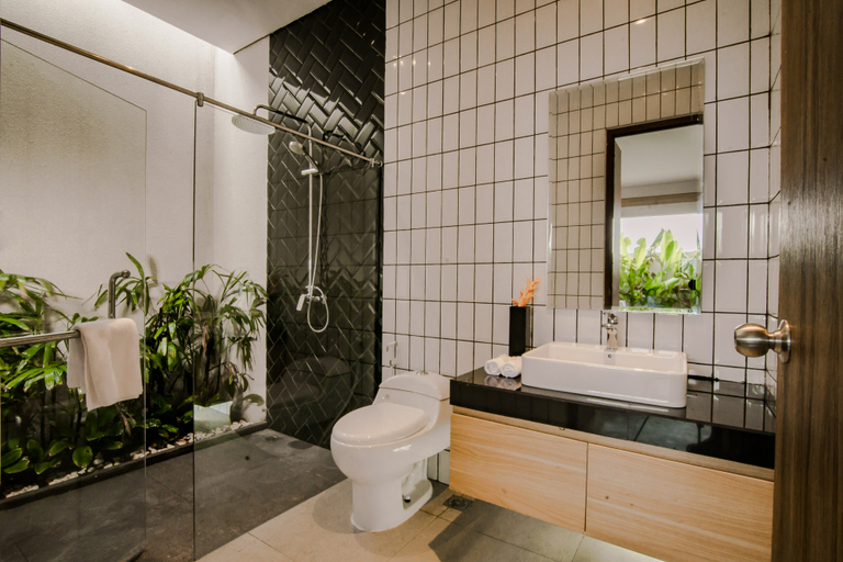 Bathroom 5, Bale Santikara Villa With Private Pool, Badung