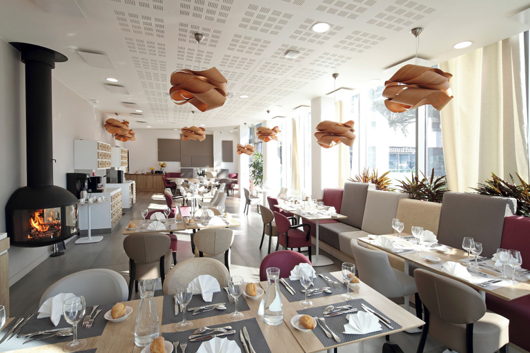 Restaurant 4, Zenao Appart'hôtels Massy, Essonne