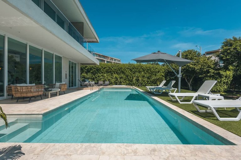 Room 5, Tropical Villa w Pool Dock Access, Cartagena de Indias