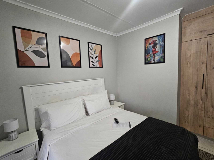 Room 2, 41 Fourth Road Guest House, City of Johannesburg