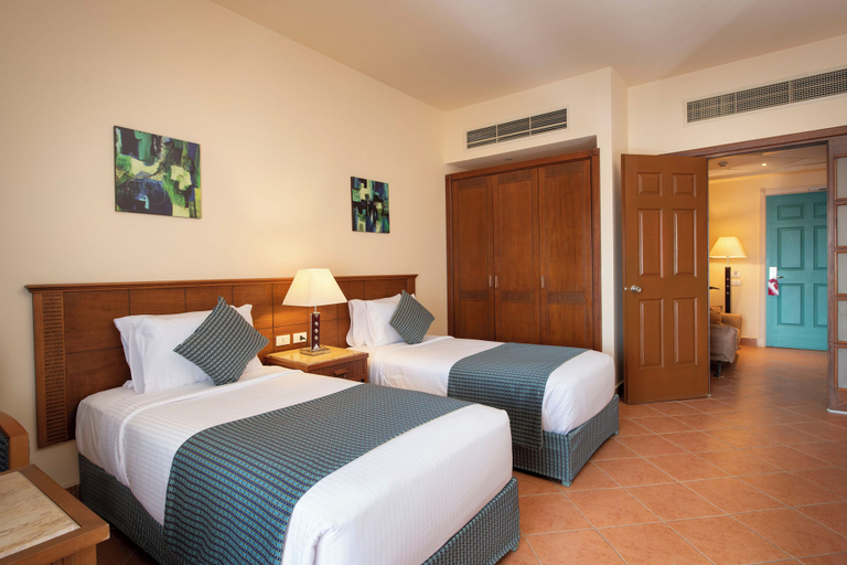 Bedroom 4, Charmillion Club Aqua Park, Sharm el-Sheikh