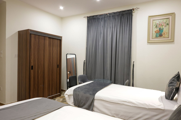 Room 3, Durrat Al Aziziyah Serviced Apartments, Al Madinah Al Munawwarah