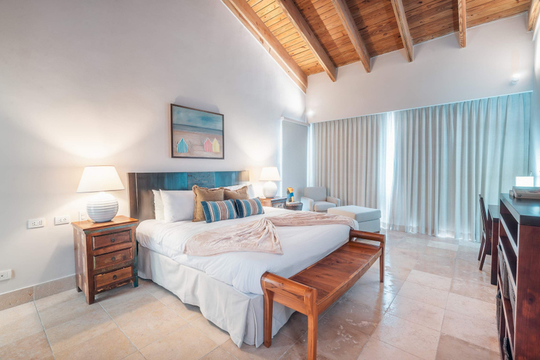 Room 4, 2br 6 Guests Beachfront in Sotogrande, San Rafael del Yuma