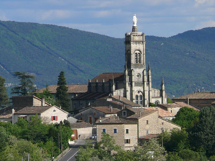 Exterior & Views 2, Auberge de la Couronne, Ardèche