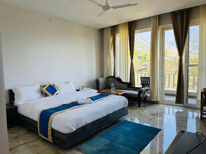 Room 5, The Billing Health Resort, Mandi