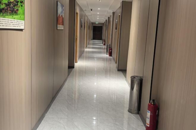 Others 5, XingYuan Hostel, Zhangye