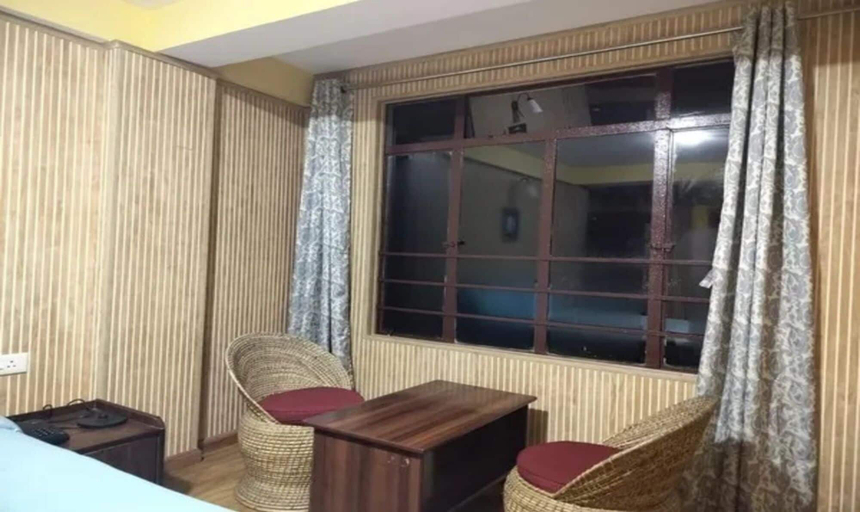 Room 3, Fabhotel Lorung Residency, Darjiling