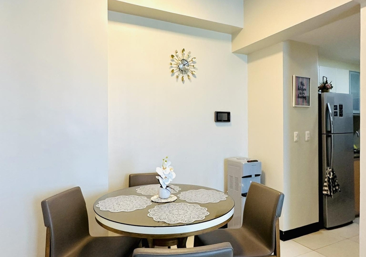 Others 5, One Manchester Place by Hiverooms, Lapu-Lapu City