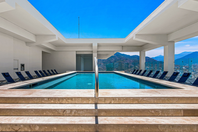 Pool 5, Stylish Oceanfront Condo With Infinity Pool, Rooftop Deck & Beach Access, Puerto Vallarta