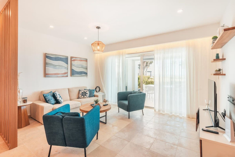 Room 5, Apartment w Pool and Ocean View in Punta Palmera, Salvaleon de Higuey