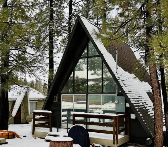 Exterior 2, The Highpoint A-Frame, San Bernardino
