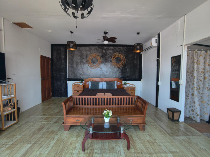 Others 5, Baan Sahai Tone บ้านสหายโทน, Pattaya