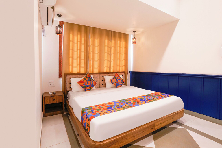 Room 4, FabHotel Pushpa Inn - Nr. Vagator Beach, North Goa
