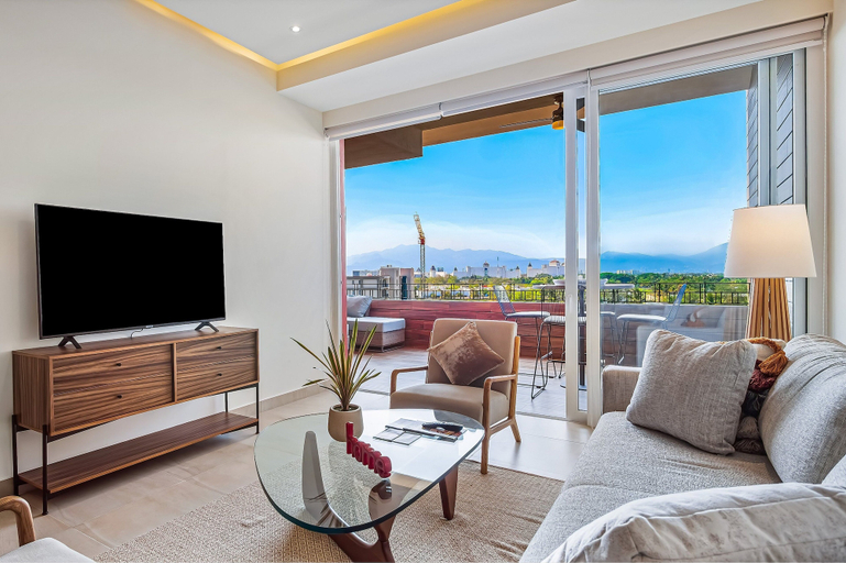 Living area 2, D'toscana Residencial, PH #2 Apartment in Nuevo Vallarta, Compostela