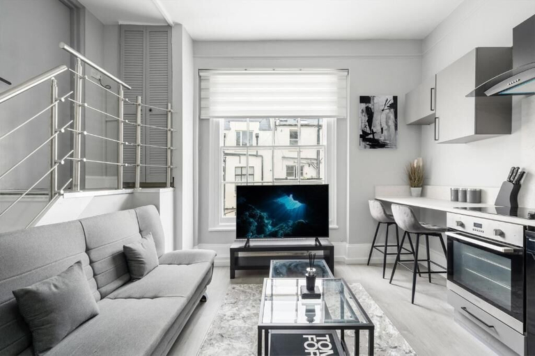 Living area 2, CLG Apartments, London